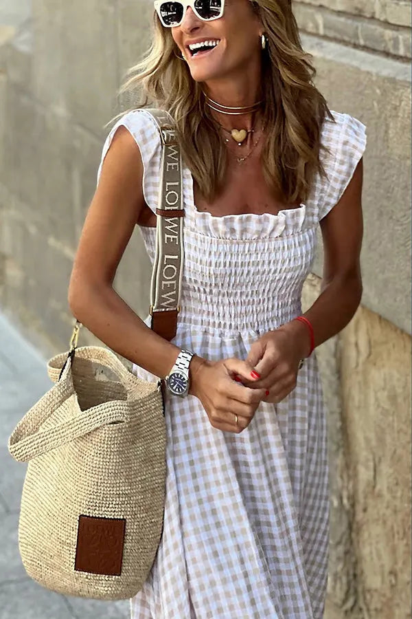 Classic Vintage Dress with a Flattering Fit