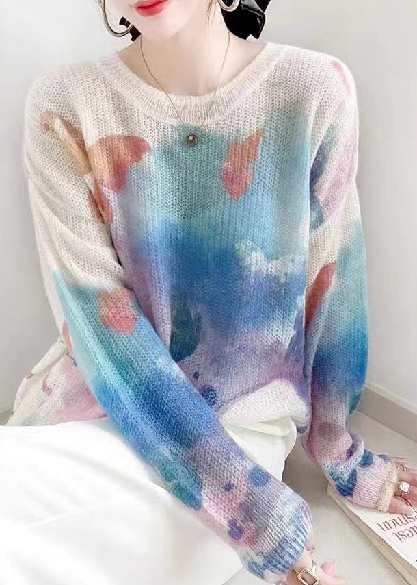 Effortlessly Elegant Top with a Timeless Design