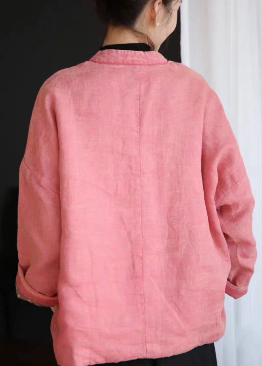 Effortlessly Elegant Coat with a Timeless Design