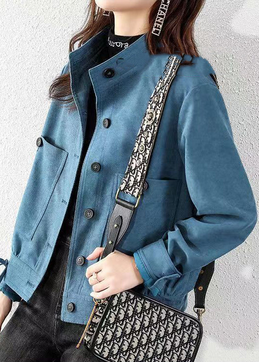 Classic Vintage & Enduringly Stylish Coat