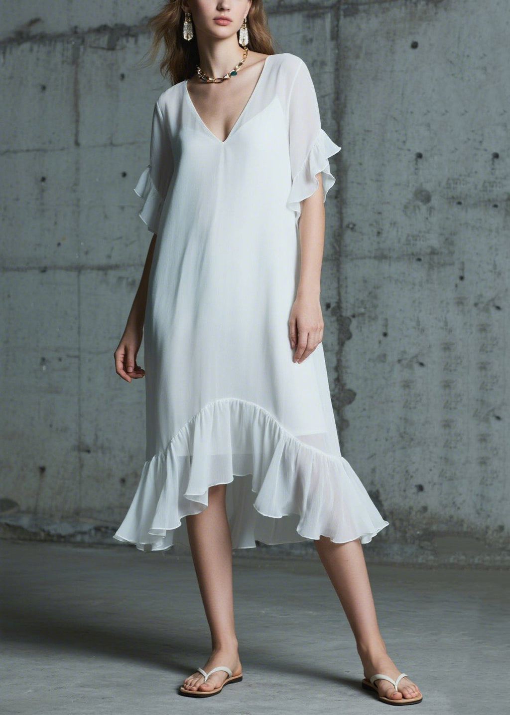 Beautifully Crafted Dress in a Classic Style