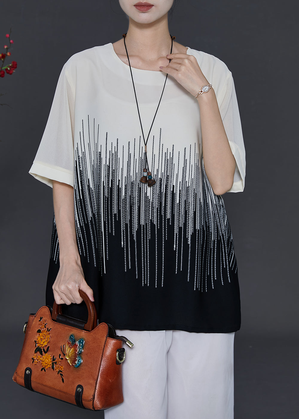 Classic Vintage & Enduringly Stylish Top