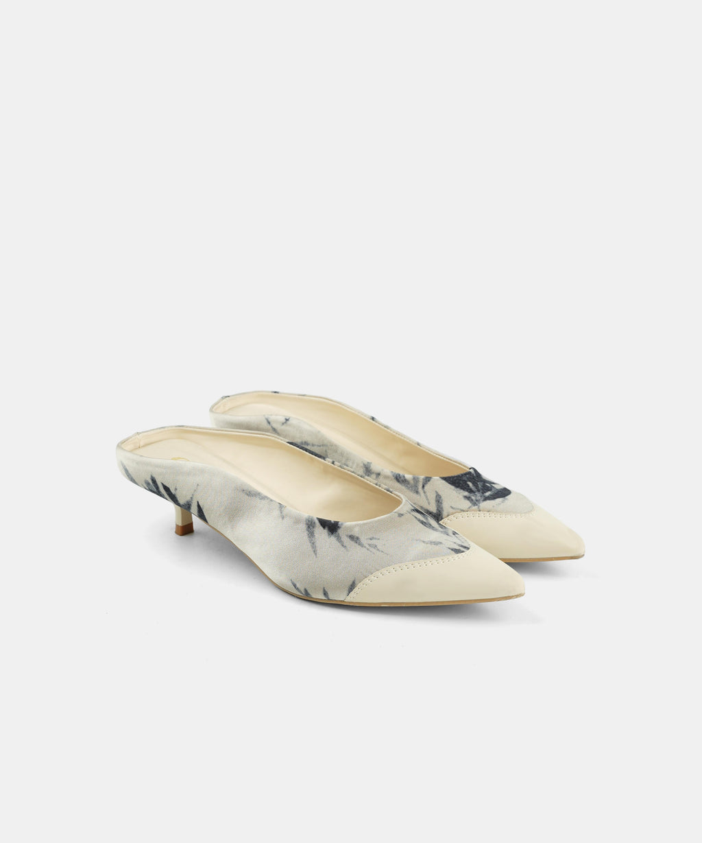 Vintage Inspired Orthopedic Heels