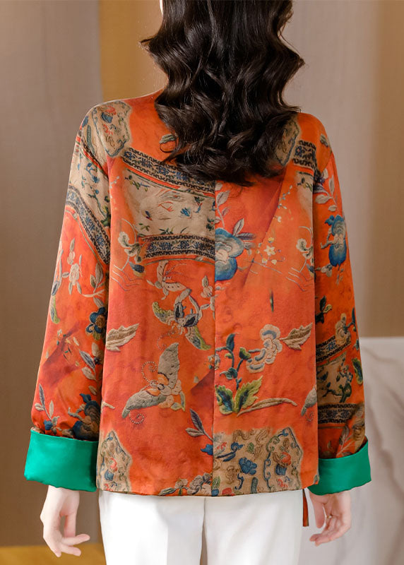 Elegantly Styled Coat for Everyday Wear