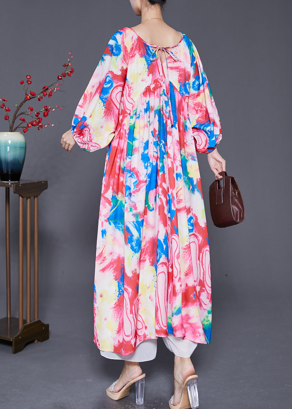Classic Vintage Dress with a Flattering Fit