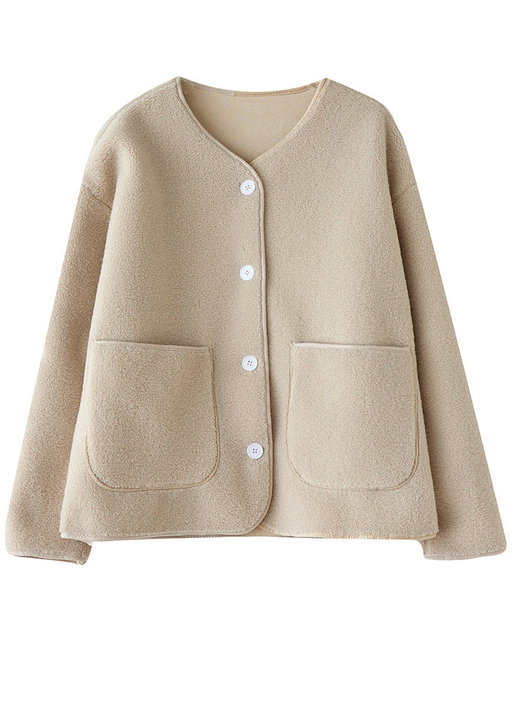 Beautifully Finished Coat in a Timeless Design