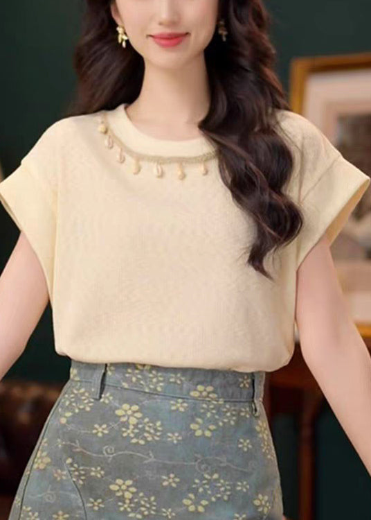 Well Tailored Shirt with a Graceful Silhouette