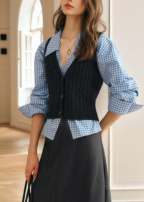 A Vintage Style Top with Delicate Timeless Details