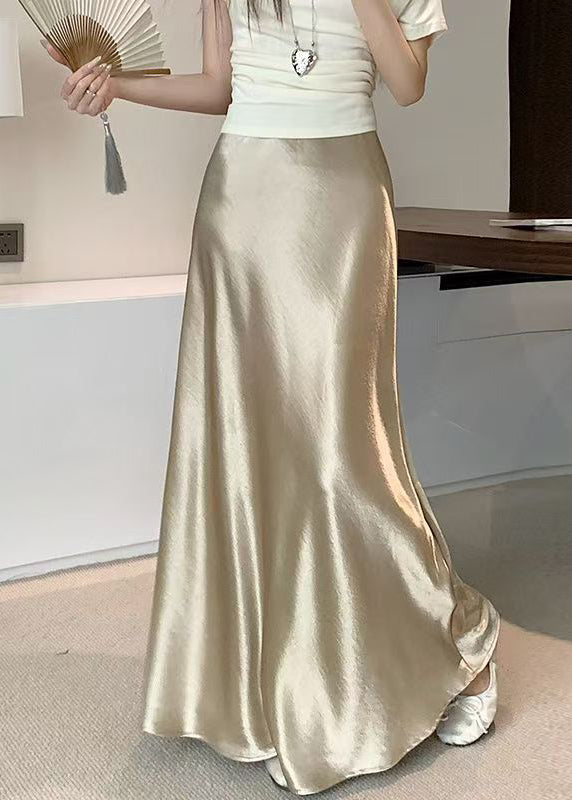 Well Tailored Garment with a Graceful Silhouette
