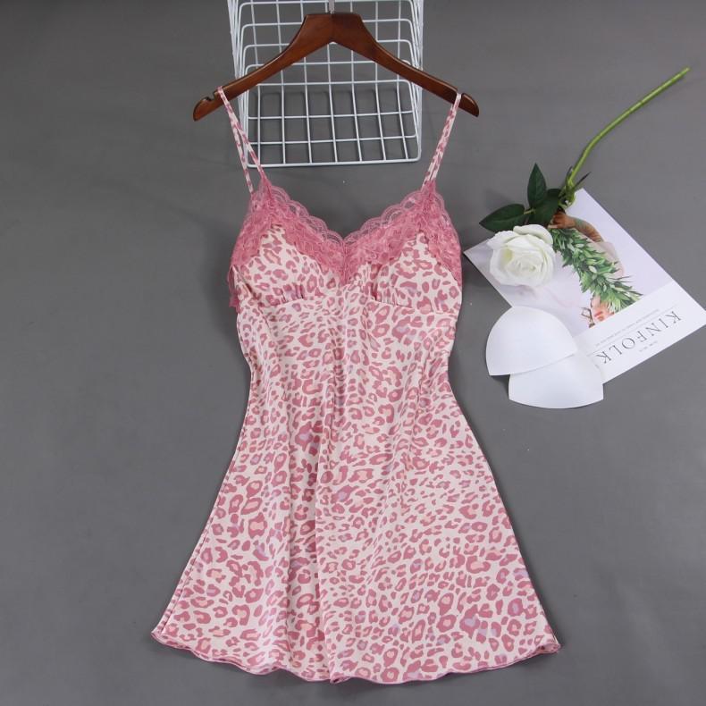 Subtly Elegant Garment with a Refined Vintage Look