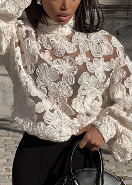 Beautifully Finished Top in a Timeless Design