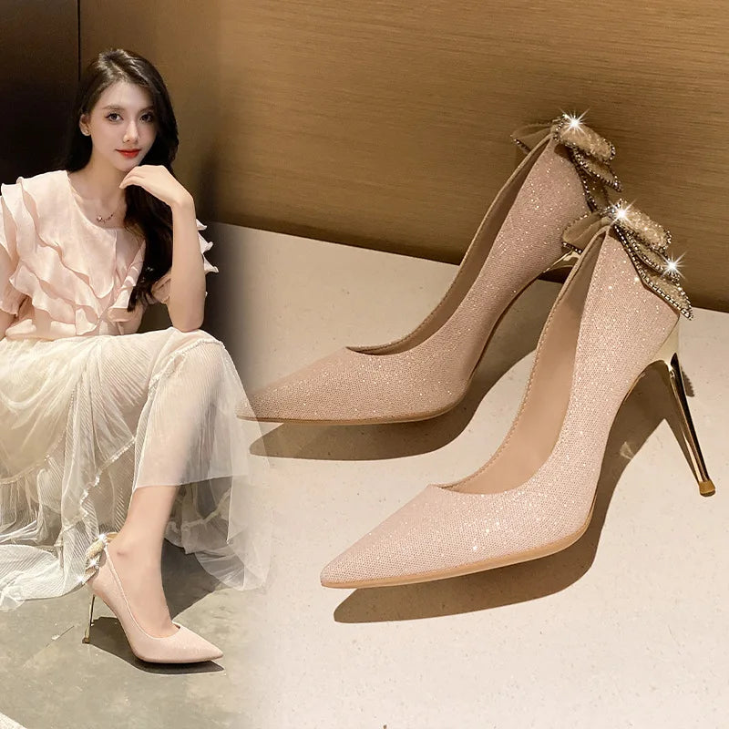 Graceful Orthopedic Heels for Modern Look