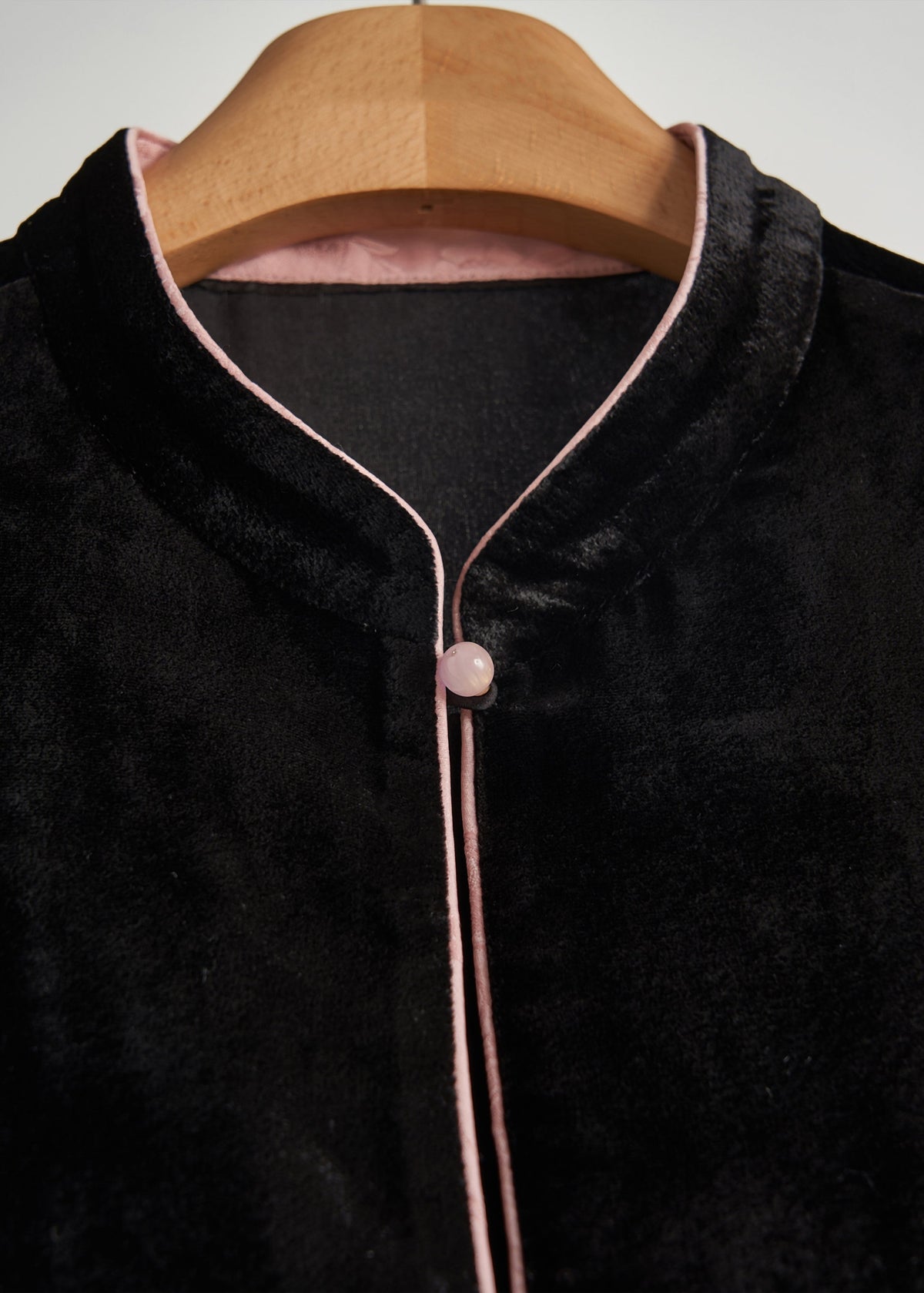 Classic Vintage & Enduringly Stylish Top