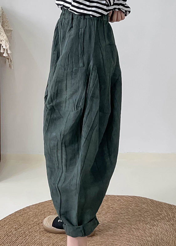 Well Tailored Pants with a Graceful Silhouette