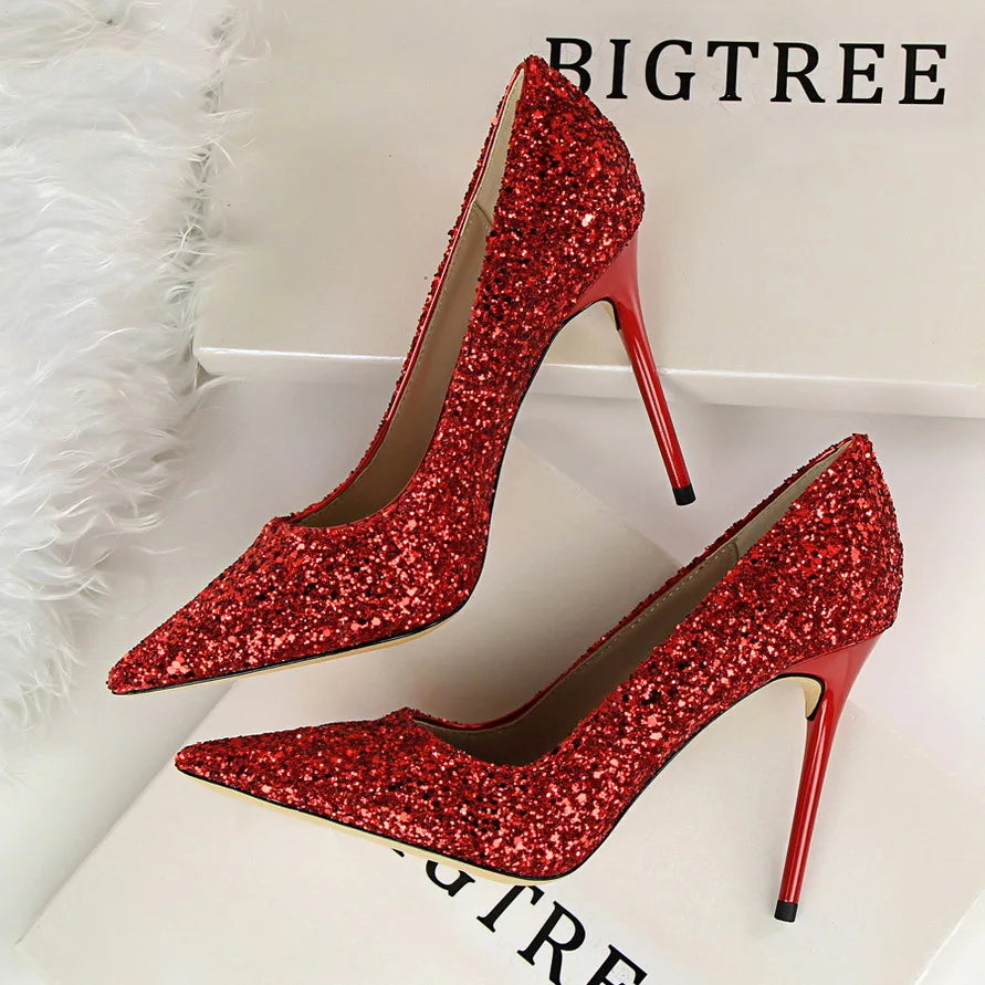 Chic Orthopedic Heels with Unique Design
