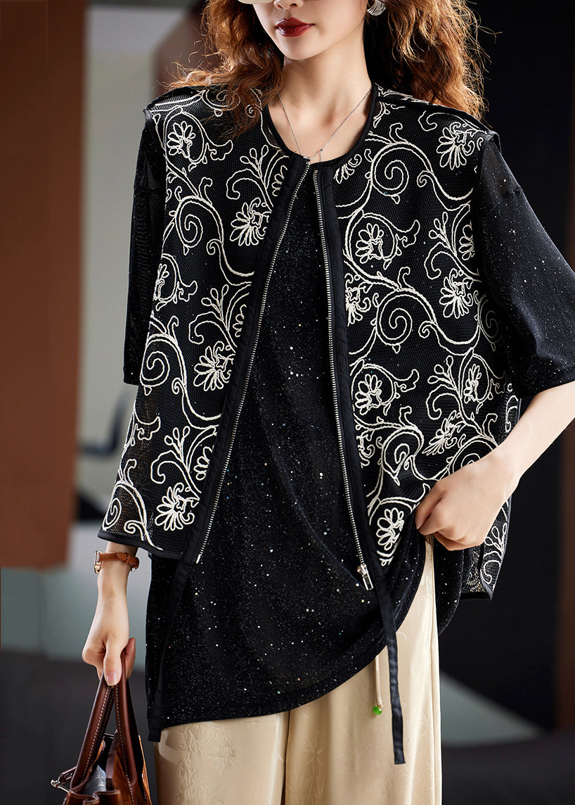 Well Tailored Coat with a Graceful Silhouette