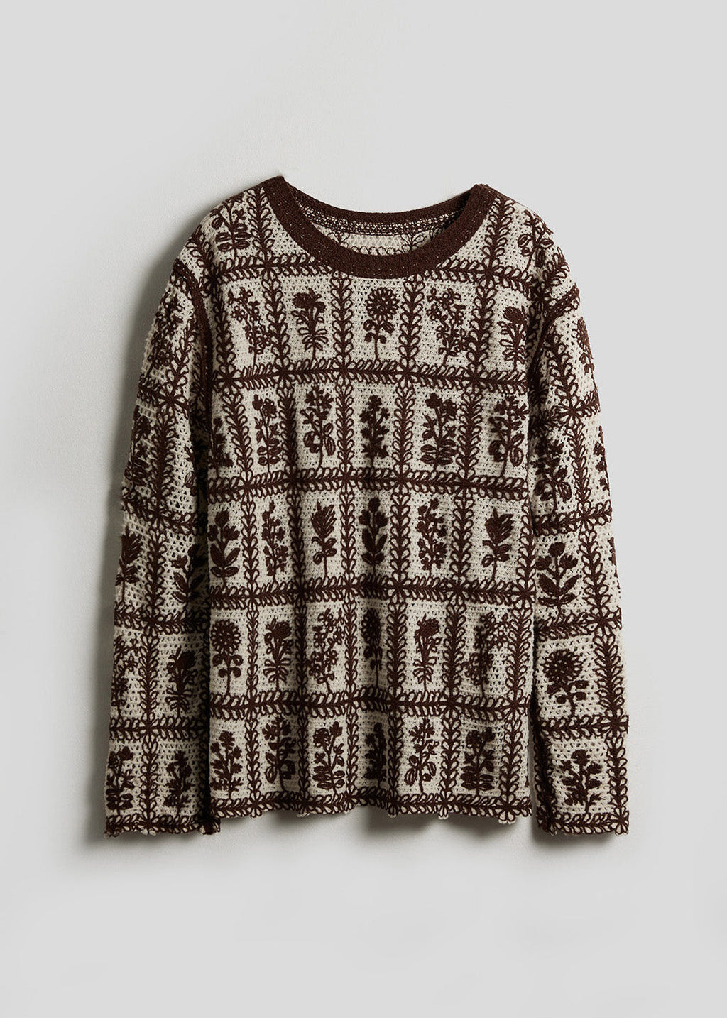 Beautifully Finished Sweater in a Timeless Design