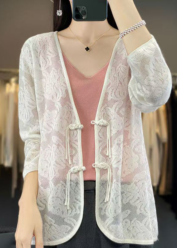 Effortlessly Elegant Cardigan with a Timeless Design