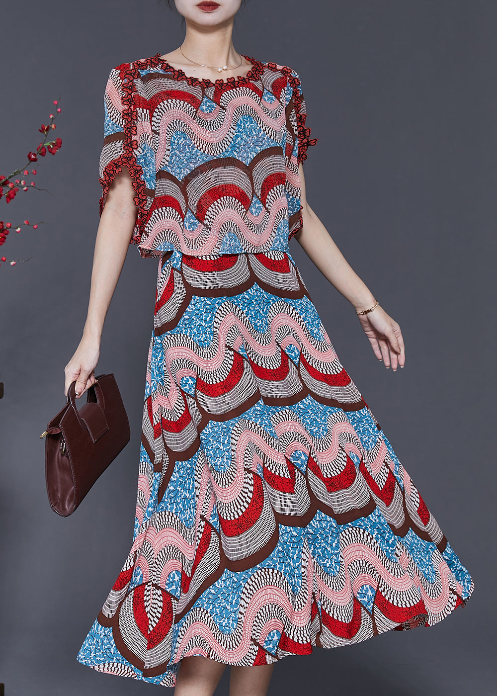 Classic Vintage Dress with a Flattering Fit