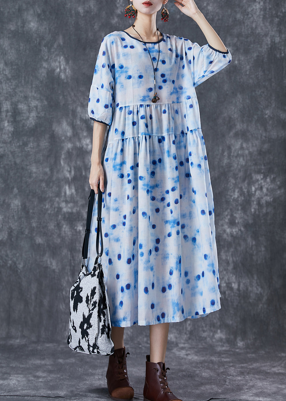 Beautifully Crafted Dress in a Classic Style