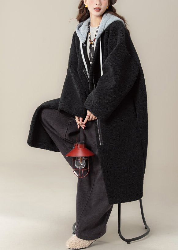 Elegantly Styled Coat for Everyday Wear