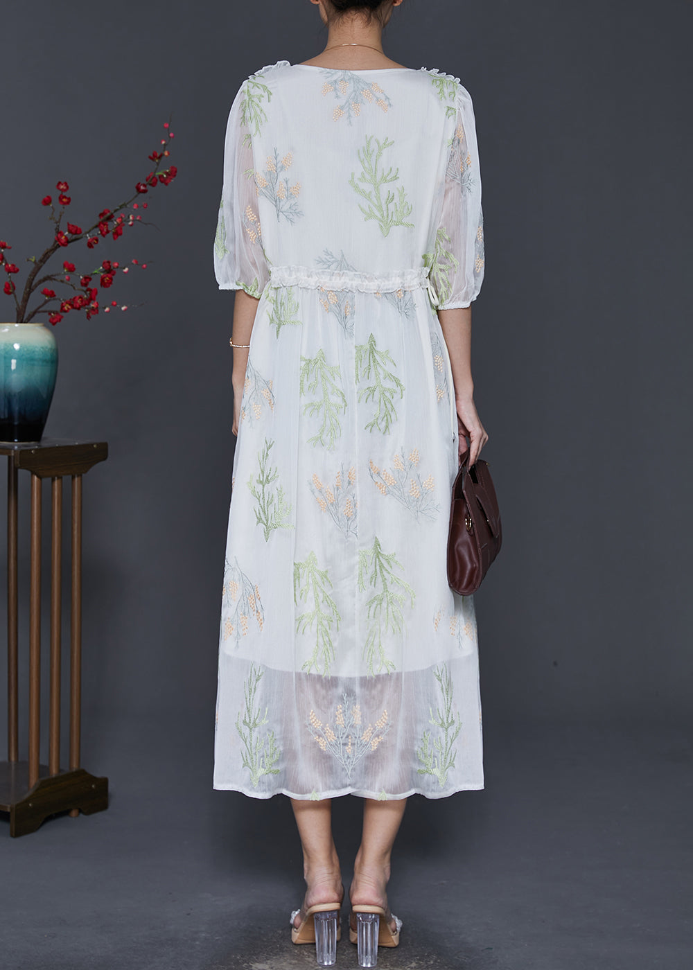 Sophisticated Dress with a Clean Classic Look