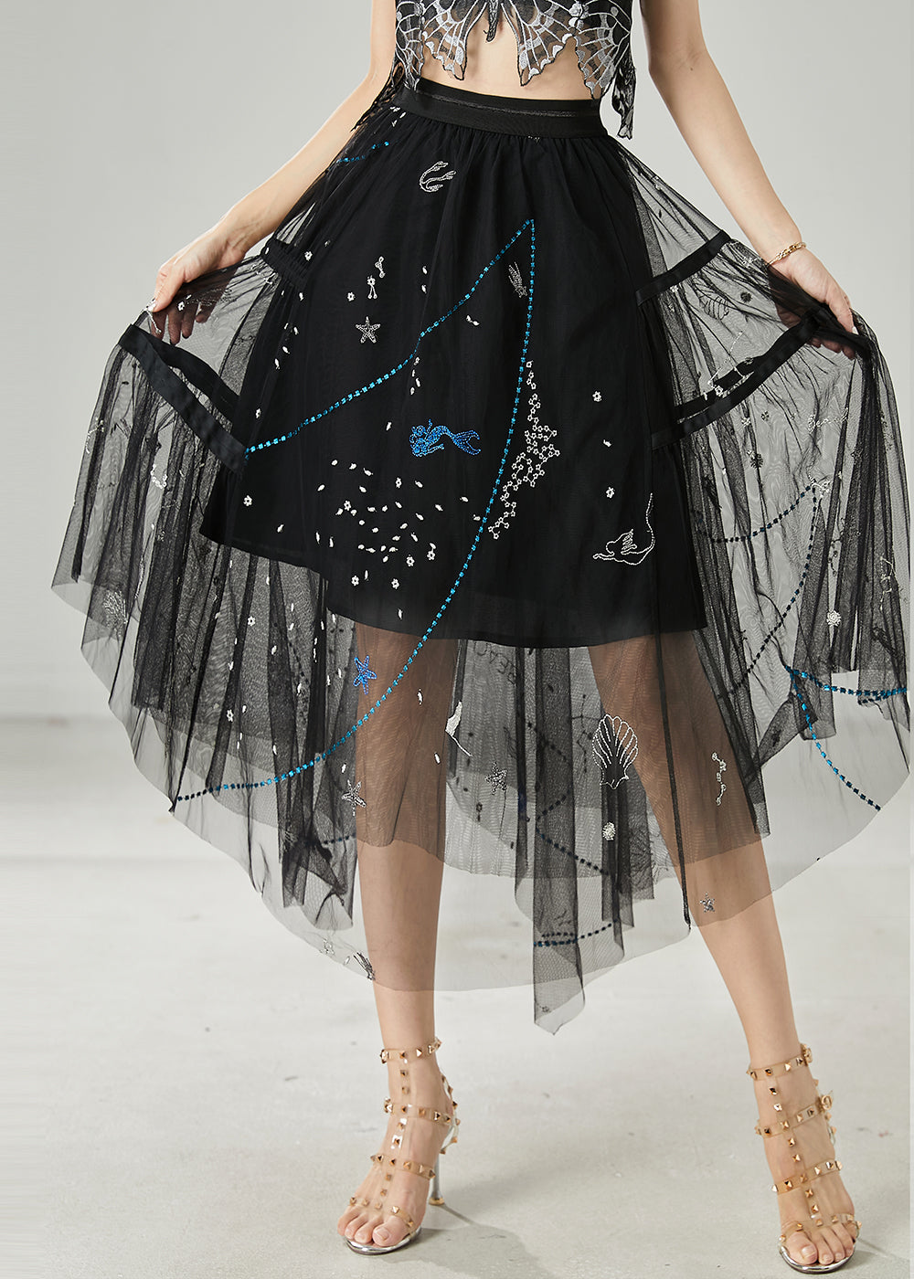Gracefully Styled Garment for Any Occasion