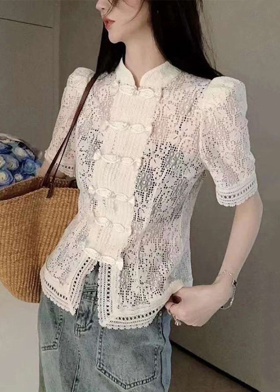 Classic Vintage Top with a Flattering Fit