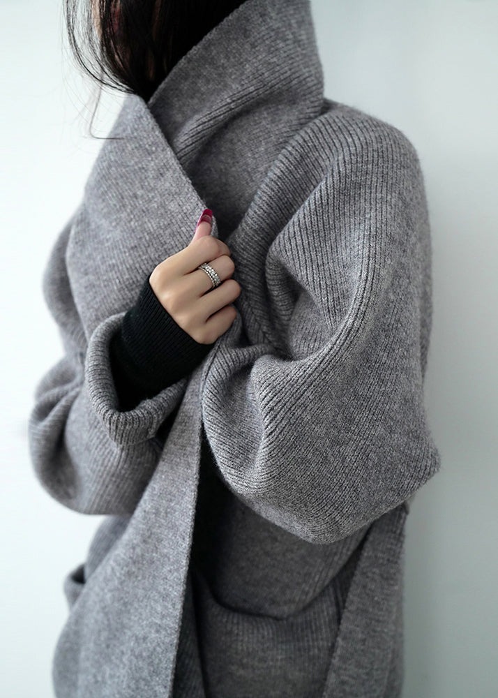 Elegantly Styled Cardigan for Everyday Wear