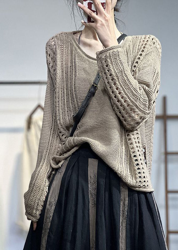 Well Tailored Top with a Graceful Silhouette