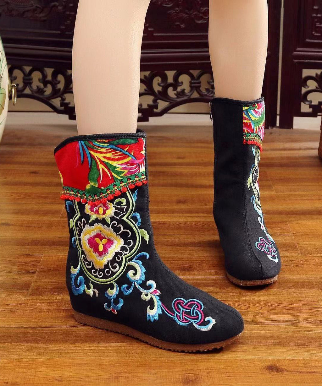 Chic Orthopedic Boots with Unique Design
