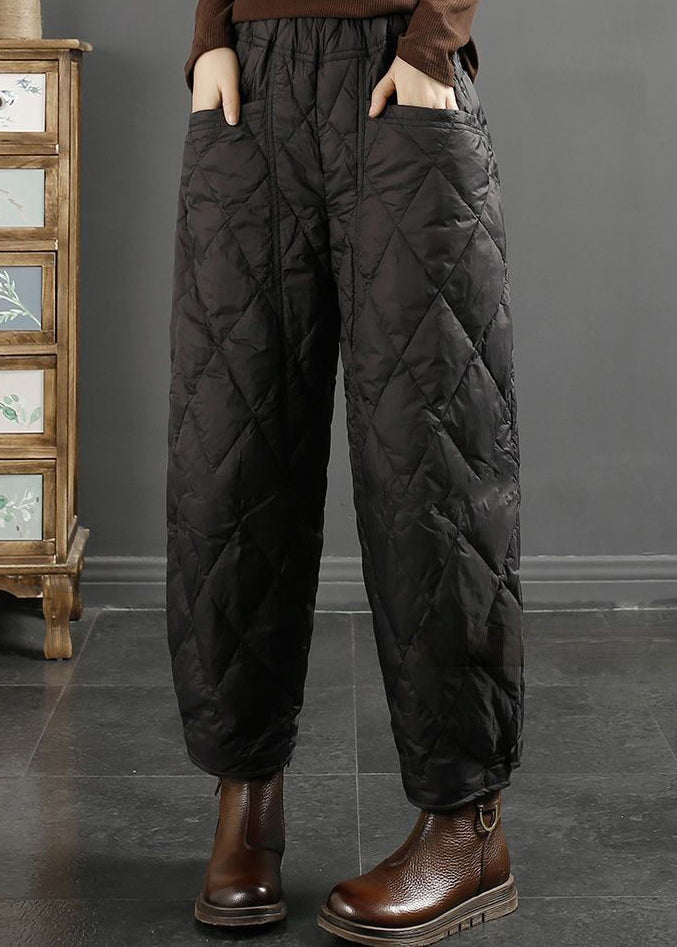 Well Tailored Pants with a Graceful Silhouette