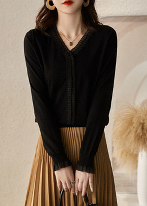 Beautifully Crafted Blouse in a Classic Style