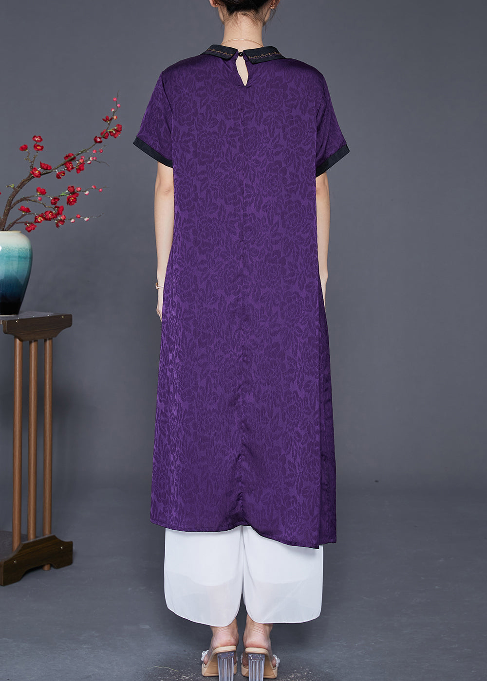 Classic Vintage & Enduringly Stylish Dress