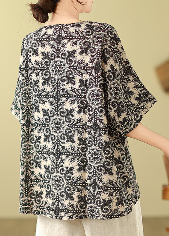 A Vintage Style Top with Delicate Timeless Details