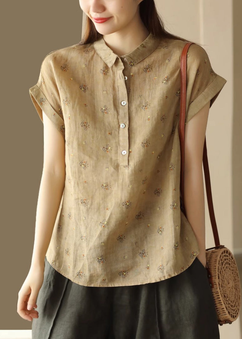Effortlessly Elegant Top with a Timeless Design