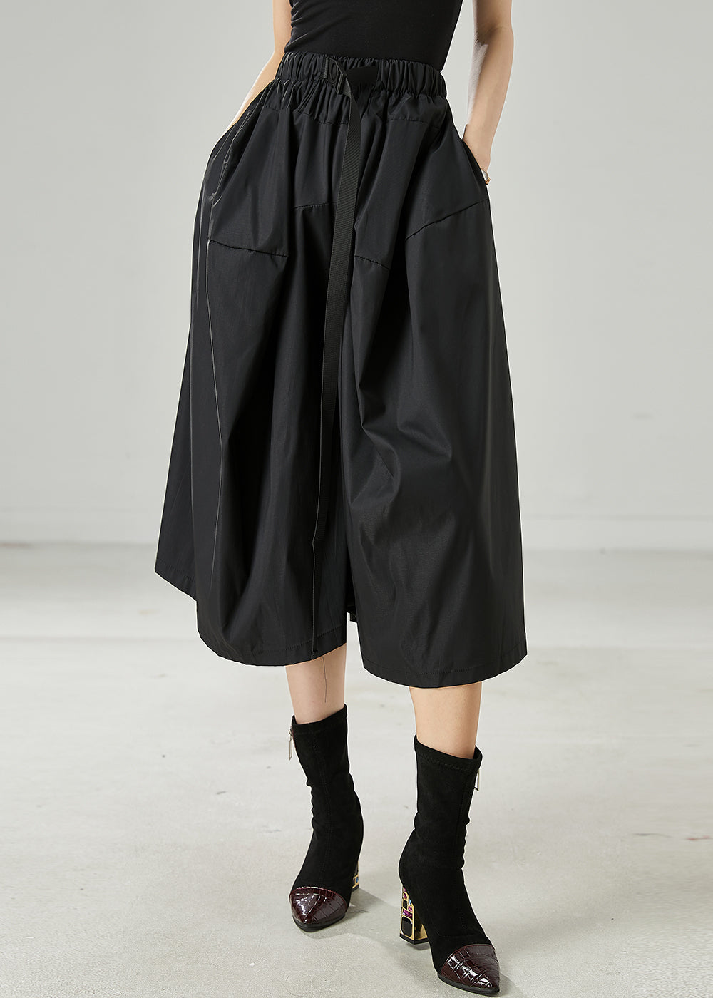 Beautifully Finished Trousers in a Timeless Design