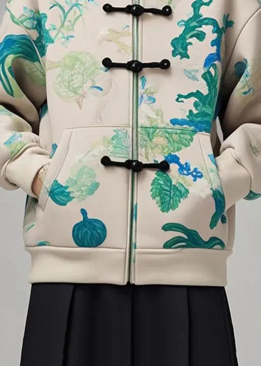 Elegantly Styled Coat for Everyday Wear