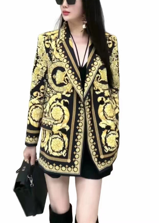Elegantly Styled Coat for Everyday Wear
