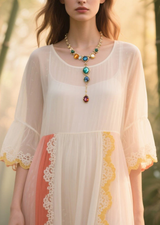 Classic Vintage & Enduringly Stylish Dress
