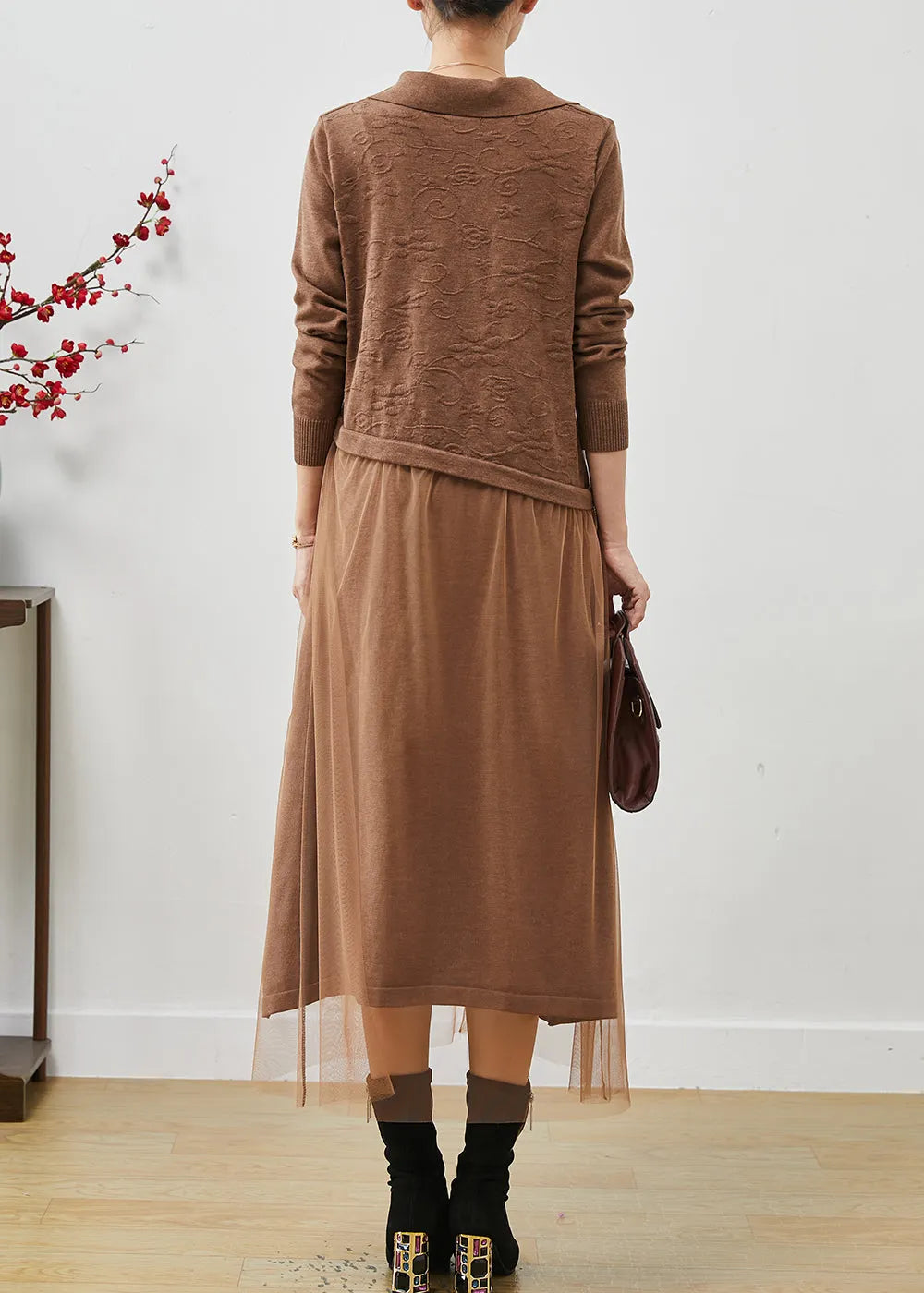 Classic Vintage Dress with a Flattering Fit