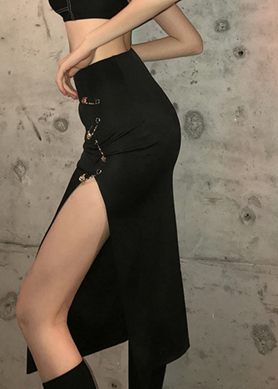 Sophisticated Garment with a Clean Classic Look