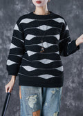 Well Tailored Sweater with a Graceful Silhouette