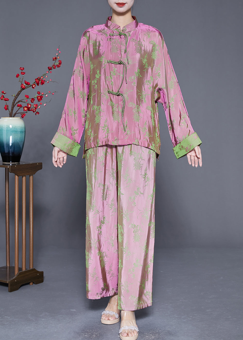Beautifully Finished Shirt in a Timeless Design