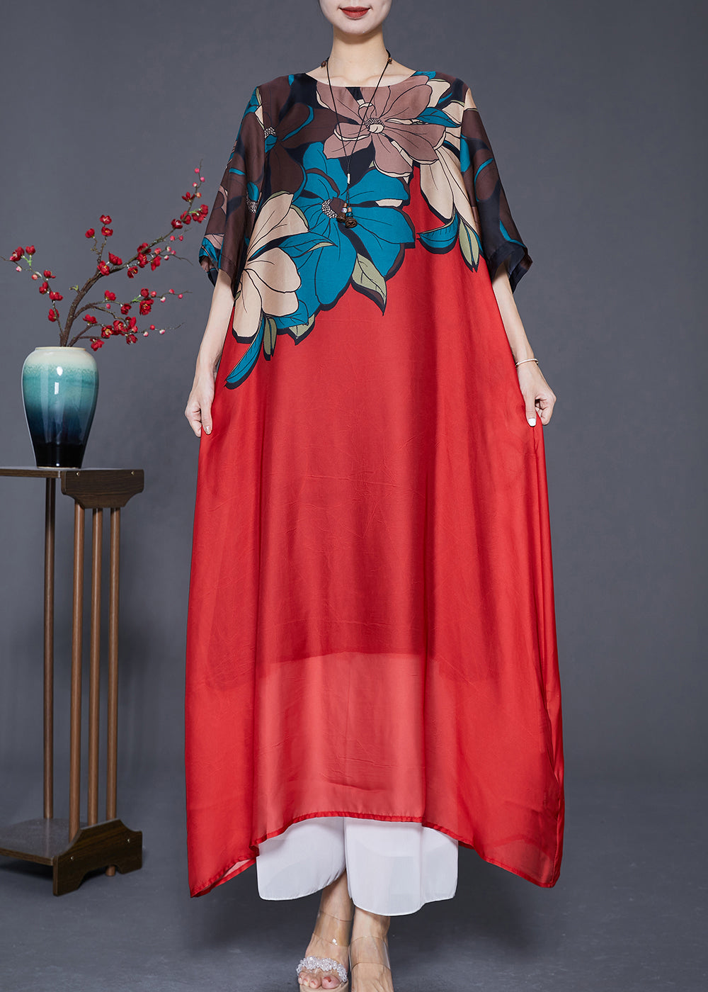 Classic Vintage & Enduringly Stylish Dress