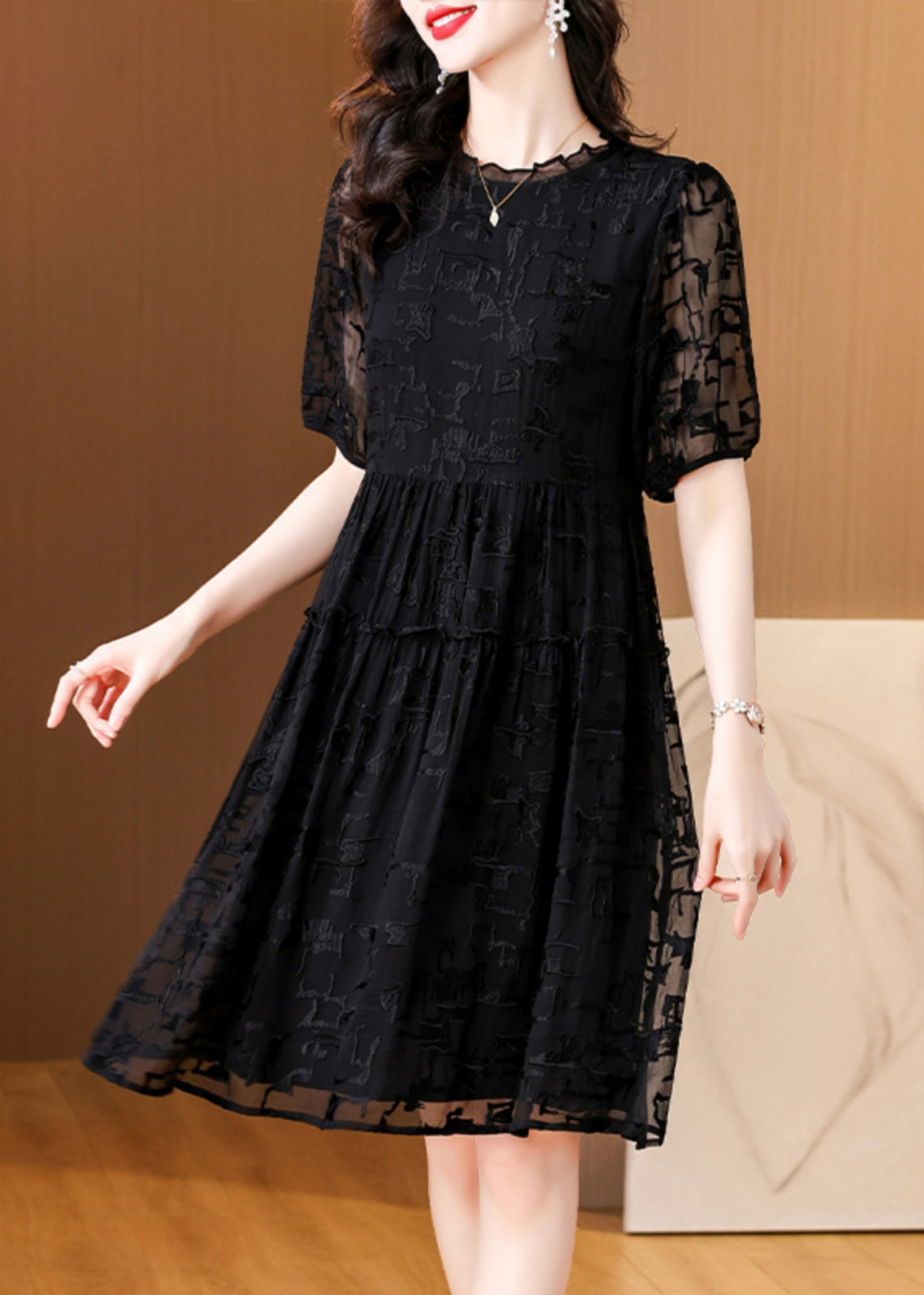 Classic Vintage Dress with a Flattering Fit