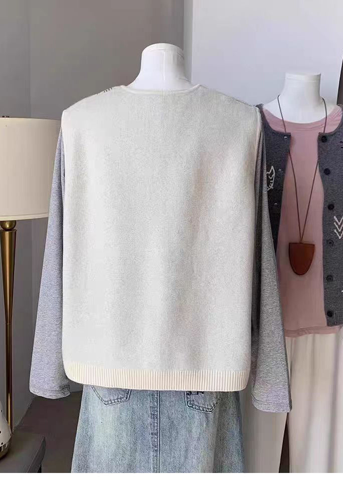 Elegantly Styled Coat for Everyday Wear