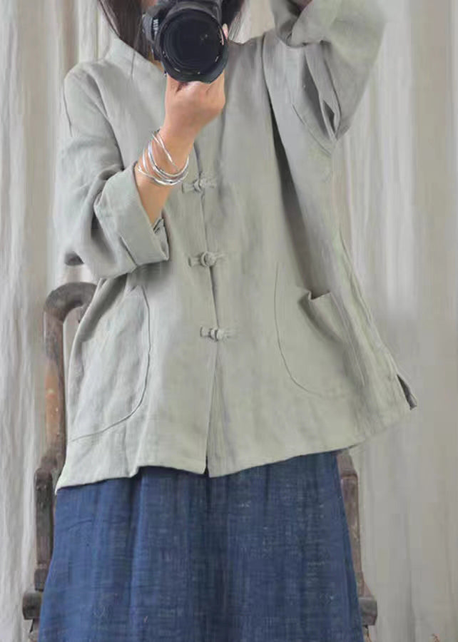 Well Tailored Shirt with a Graceful Silhouette