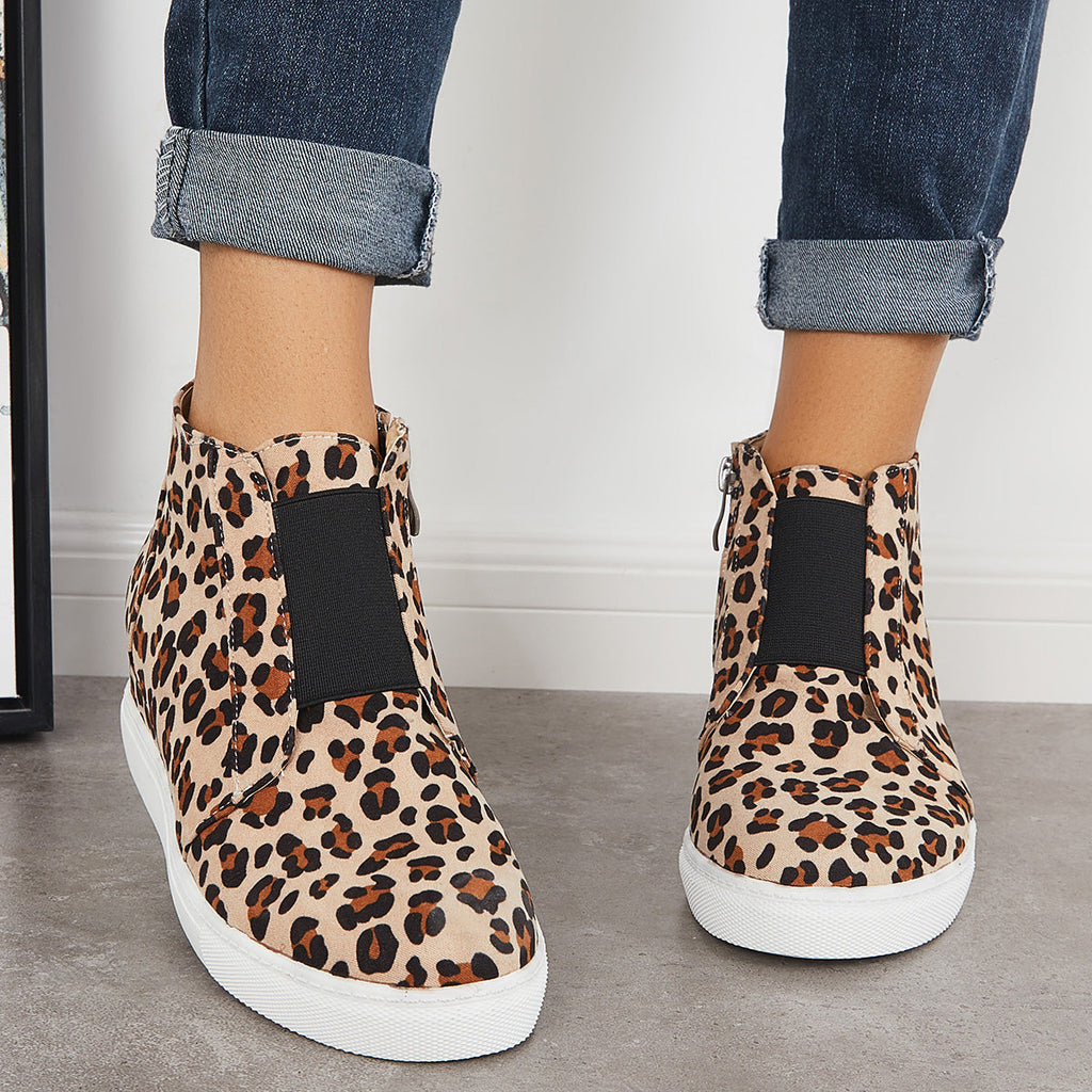 Graceful Orthopedic Sneakers for Modern Look