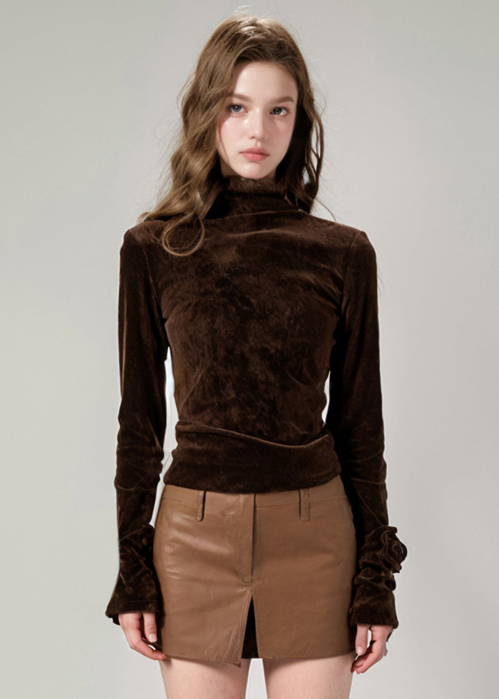 Classic Vintage Blouse with a Flattering Fit
